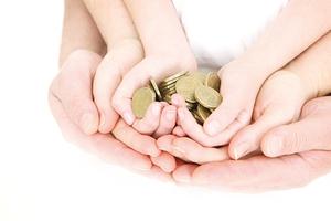 О выплате единовременной материальной помощи многодетным семьям