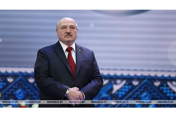 Лукашенко на вручении премии 
