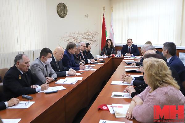 В Минске представители общественных объединений и политических партий обсудили конституционную реформу