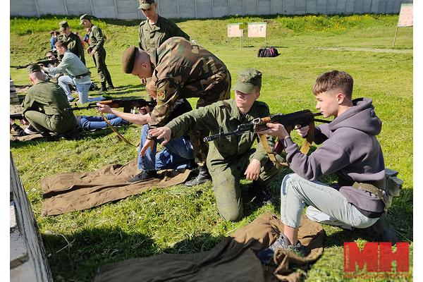 В 120-й отдельной гвардейской механизированной бригаде для школьников открылись учебно-полевые сборы