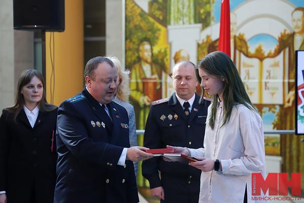 Юным жителям Первомайского района торжественно вручили паспорта