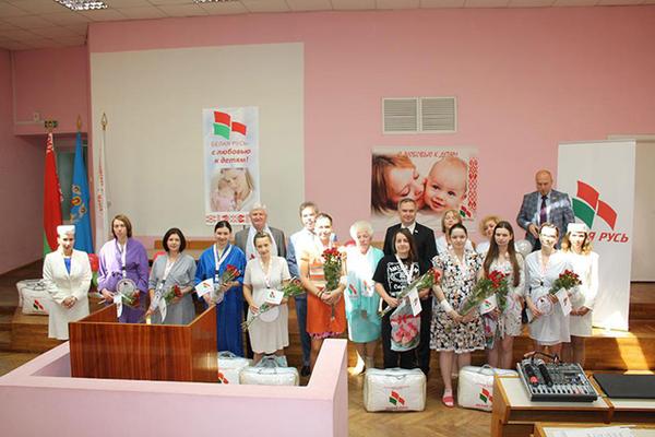 Победителей конкурса «Ветеранский цветник» наградили в Минске