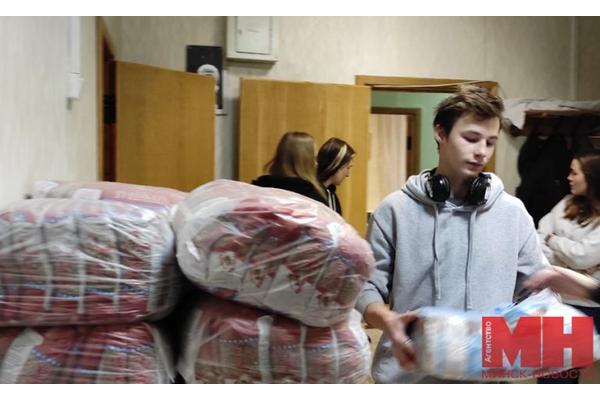Более 6 т гуманитарной помощи, собранной минчанами, отправилось на белорусско-польскую границу